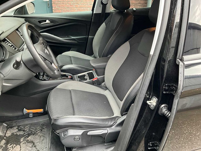 Opel grandland x 1.2 turbo ultimate - personenauto (verbruikt olie) - afbeelding 13 van  14