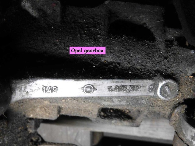 Opel gt 1900 engine | original german classic sports car engine - afbeelding 8 van  26