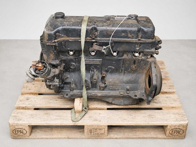 Opel gt 1900 engine | original german classic sports car engine - afbeelding 1 van  26