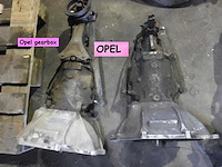 Opel gt 1900 engine | original german classic sports car engine - afbeelding 12 van  26
