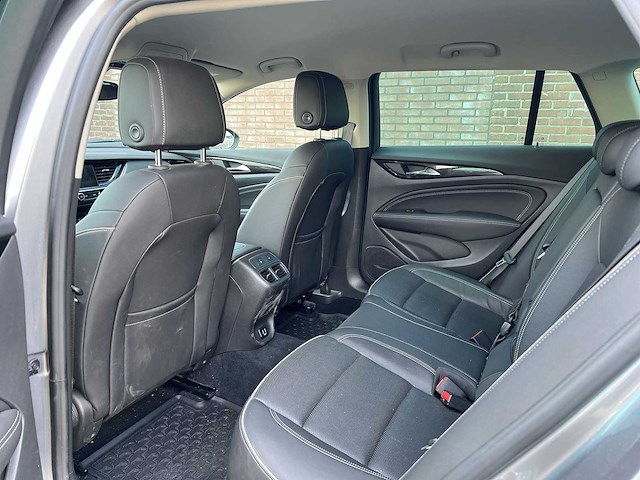 Opel insignia sports tourer 1.6 cdti et innovation 2018 | l-360-nd - afbeelding 4 van  33