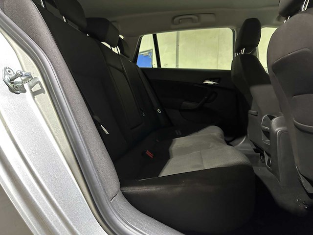 Opel insignia sports tourer 1.6 t innovation 170pk 2016, l-522-lr - afbeelding 25 van  37