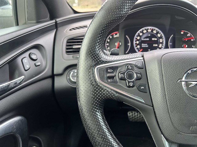 Opel insignia sports tourer 2.0 t cosmo 4x4 2013 | j-577-kg - afbeelding 8 van  32