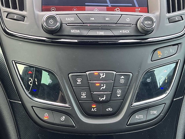 Opel insignia sports tourer 2.0 t cosmo 4x4 2013 | j-577-kg - afbeelding 11 van  23