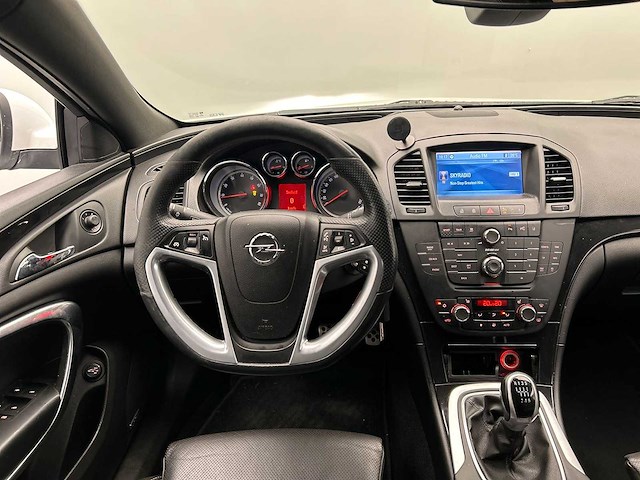 Opel insignia sports tourer 2.0 t sport 4x4 2010 | n-690-kz - afbeelding 35 van  43