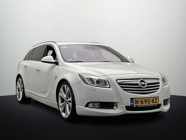 Opel insignia sports tourer 2.0 t sport 4x4 2010 | n-690-kz - afbeelding 3 van  43
