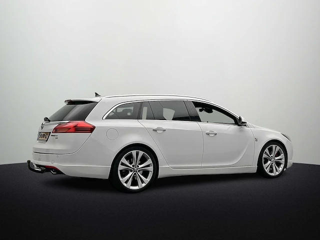 Opel insignia sports tourer 2.0 t sport 4x4 2010 | n-690-kz - afbeelding 24 van  44