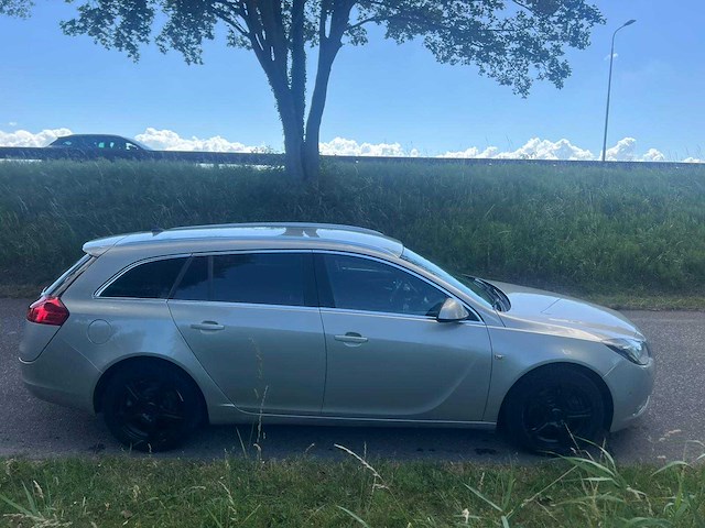 Opel insignia sports tourer 2.0 t sport automaat, r-652-ls - afbeelding 18 van  18