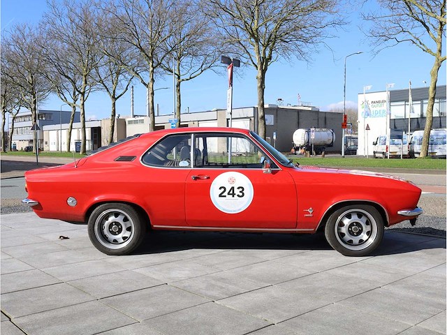 Opel manta 2.4i motronic 1975 origineel nederlandse auto, 99-gm-56 oldtimer - afbeelding 28 van  31