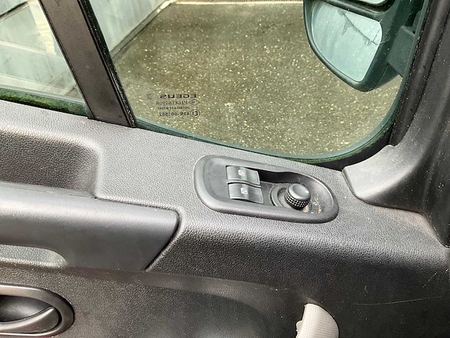 Opel movano l2h2 koelvrieswagen - bedrijfswagen (schade) - afbeelding 2 van  17