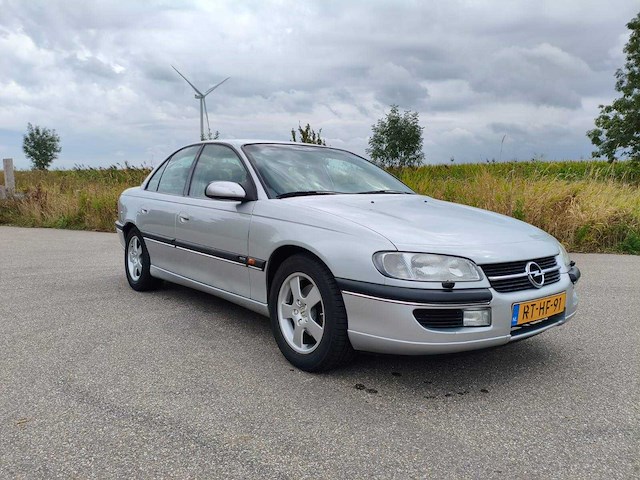 Opel omega wagon 2.5i v6 cd business, rt-hf-91 - afbeelding 10 van  16