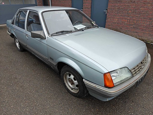 Opel rekord - afbeelding 21 van  23