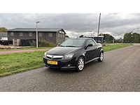 Opel tigra twintop 1.4-16v cosmo 2005 | 41-rd-jf i - afbeelding 1 van  12