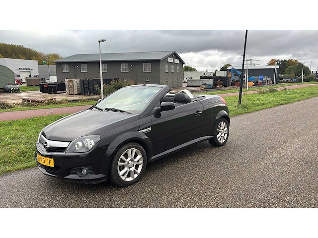 Opel tigra twintop 1.4-16v cosmo 2005 | 41-rd-jf i - afbeelding 8 van  12