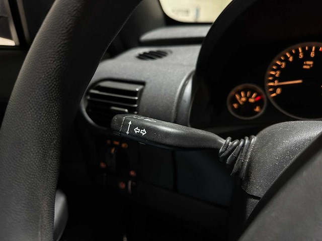 Opel tigra twintop 1.4-16v rhythm 90pk 2007 (origineel-nl), 79-ts-pb - afbeelding 17 van  45
