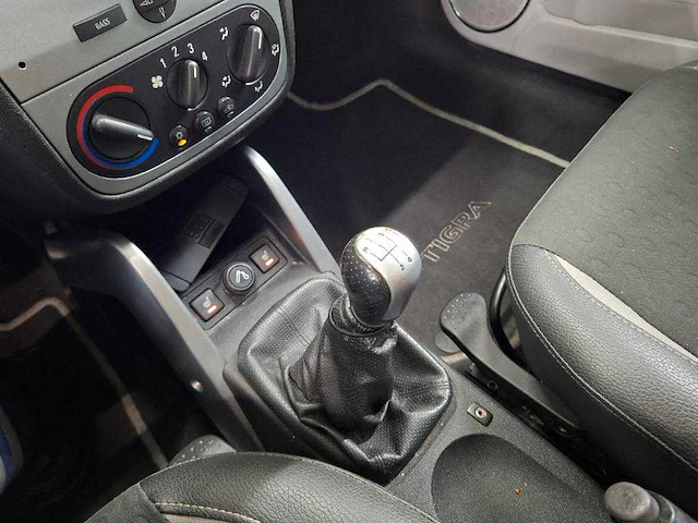 Opel tigra twintop 1.4-16v rhythm, jz-878-j - afbeelding 19 van  20