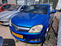 Opel tigra twintop 1.8-16v cosmo , 96-rf-hx - afbeelding 1 van  13