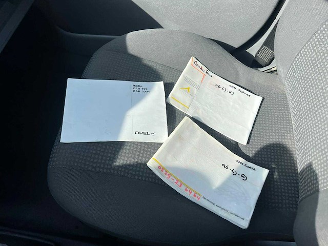 Opel tour - 1.6 comfort , 96-lj-rj - afbeelding 7 van  19