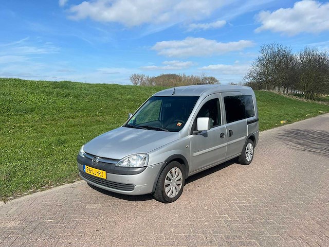 Opel tour - 1.6 comfort , 96-lj-rj - afbeelding 1 van  19