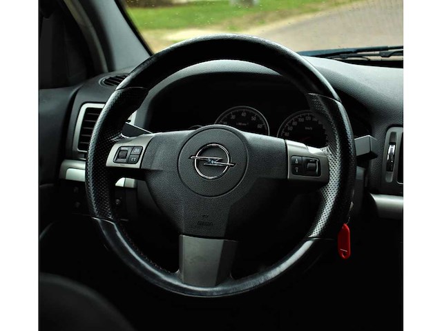Opel vectra gts 1.8-16v executive 2008 - afbeelding 4 van  22