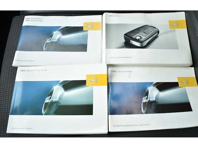 Opel vectra gts 1.8-16v executive 2008 - afbeelding 8 van  22