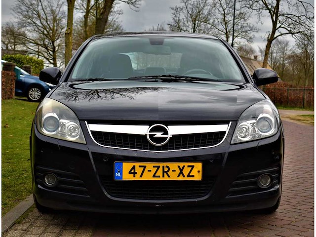 Opel vectra gts 1.8-16v executive 2008 - afbeelding 12 van  22