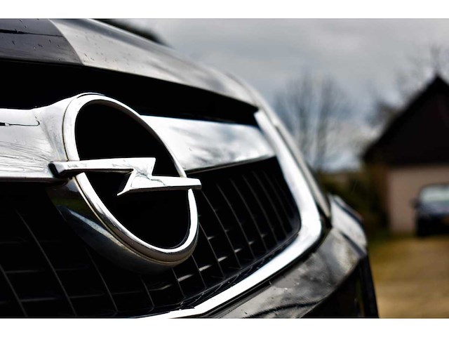 Opel vectra gts 1.8-16v executive 2008 - afbeelding 16 van  22