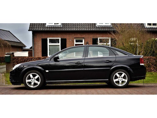 Opel vectra gts 1.8-16v executive 2008 - afbeelding 17 van  22