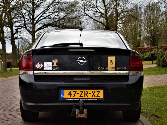 Opel vectra gts 1.8-16v executive 2008 - afbeelding 19 van  22