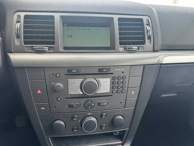 Opel vectra gts 1.8-16v executive 25-gbs-7 - afbeelding 11 van  22