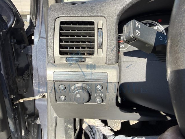 Opel vectra sw 1.9 dt cdti essentia, 2008 - afbeelding 9 van  27