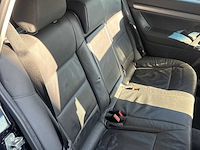 Opel vectra wagon 1.8-16v executive | 23-hnh-3 i - afbeelding 11 van  29