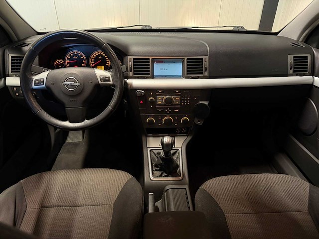 Opel vectra wagon 2.2-16v v-line 2005 | 40-rk-kt - afbeelding 3 van  11