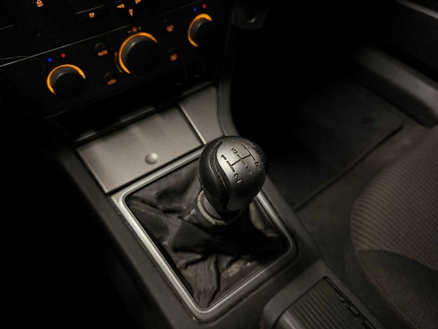 Opel vectra wagon 2.2-16v v-line 2005 | 40-rk-kt - afbeelding 8 van  11