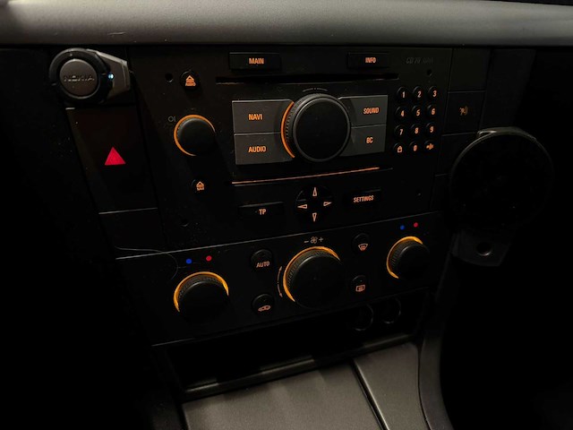 Opel vectra wagon 2.2-16v v-line 2005 | 40-rk-kt - afbeelding 20 van  21
