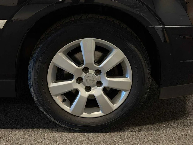 Opel vectra wagon 2.2-16v v-line 2005 | 40-rk-kt - afbeelding 4 van  21
