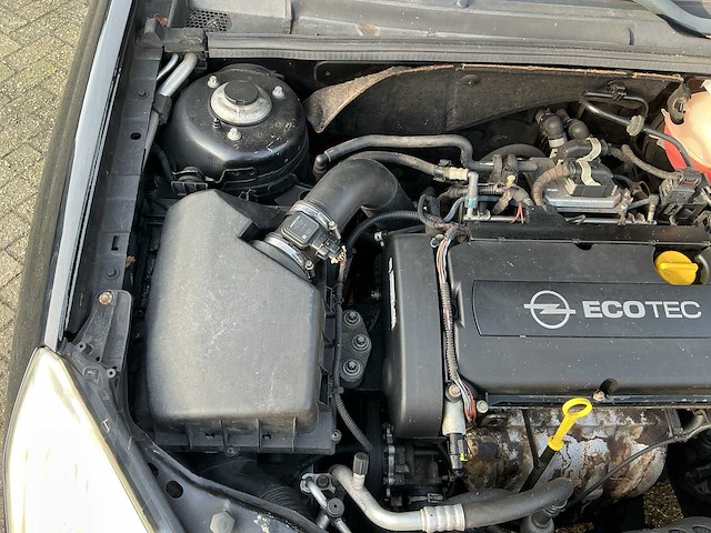 Opel vectra wagon 26-zh-zk - afbeelding 24 van  32