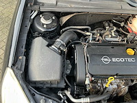 Opel vectra wagon 26-zh-zk - afbeelding 24 van  32