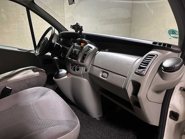Opel vivaro 2.0 cdti l1h1 114pk 2010 dubbelcabine (origineel-nl + 1e eigenaar) automaat, 9-vgj-77 - afbeelding 11 van  14