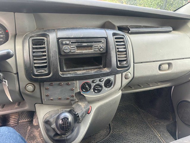 Opel vivaro 2.5 cdti l1h1 | 69-vzk-7 i - afbeelding 11 van  13