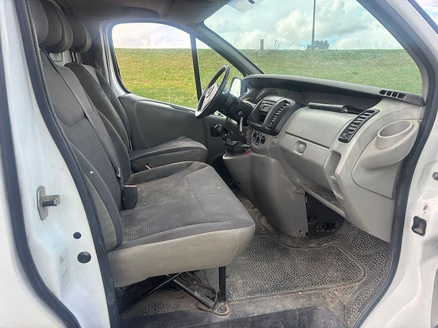 Opel vivaro 2.5 cdti l1h1 | 69-vzk-7 i - afbeelding 7 van  13