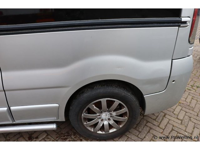 Opel vivaro 2.5 cdti l2 h1 dc bedrijfsauto | dubbel cabine | kenteken 68-bp-pk - afbeelding 2 van  17