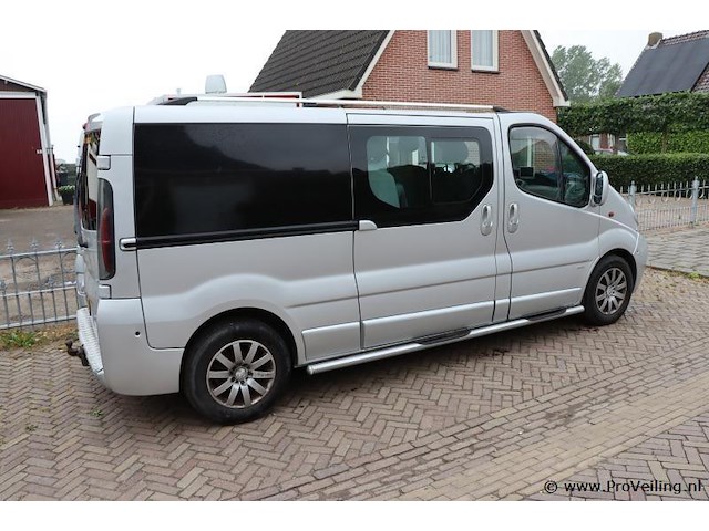 Opel vivaro 2.5 cdti l2 h1 dc bedrijfsauto | dubbel cabine | kenteken 68-bp-pk - afbeelding 14 van  17