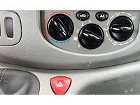 Opel vivaro camper 2.5dti 2.9t l1h1, 29-rpb-2 - afbeelding 9 van  22