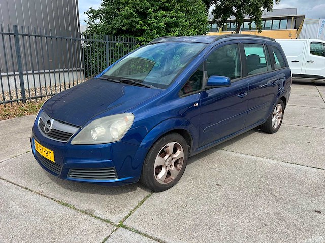 Opel zafira 1.6 enjoy 77-rt-rt - afbeelding 1 van  7