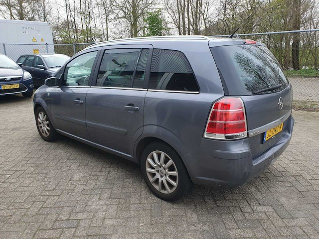 Opel zafira 1.6 essential, jl-043-r - afbeelding 3 van  9