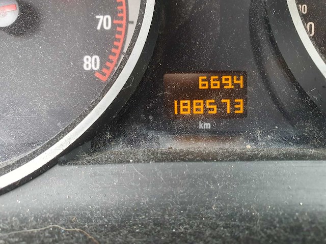 Opel zafira 1.6 essential, jl-043-r - afbeelding 9 van  9