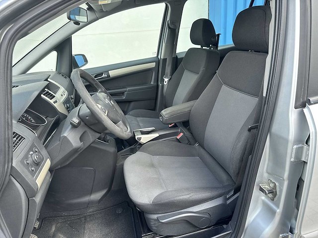 Opel zafira 1.6 temptation car 2010 | 11-klz-4 - afbeelding 2 van  24