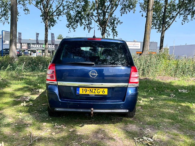 Opel zafira 1.8 111 y. ed. 7-persoons, 19-nzg-6 - afbeelding 17 van  20