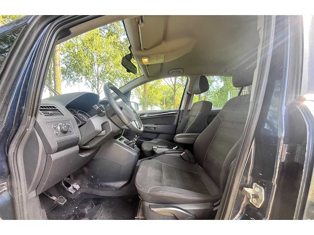 Opel zafira 1.8 111 y. ed. 7-persoons, 19-nzg-6 - afbeelding 20 van  20